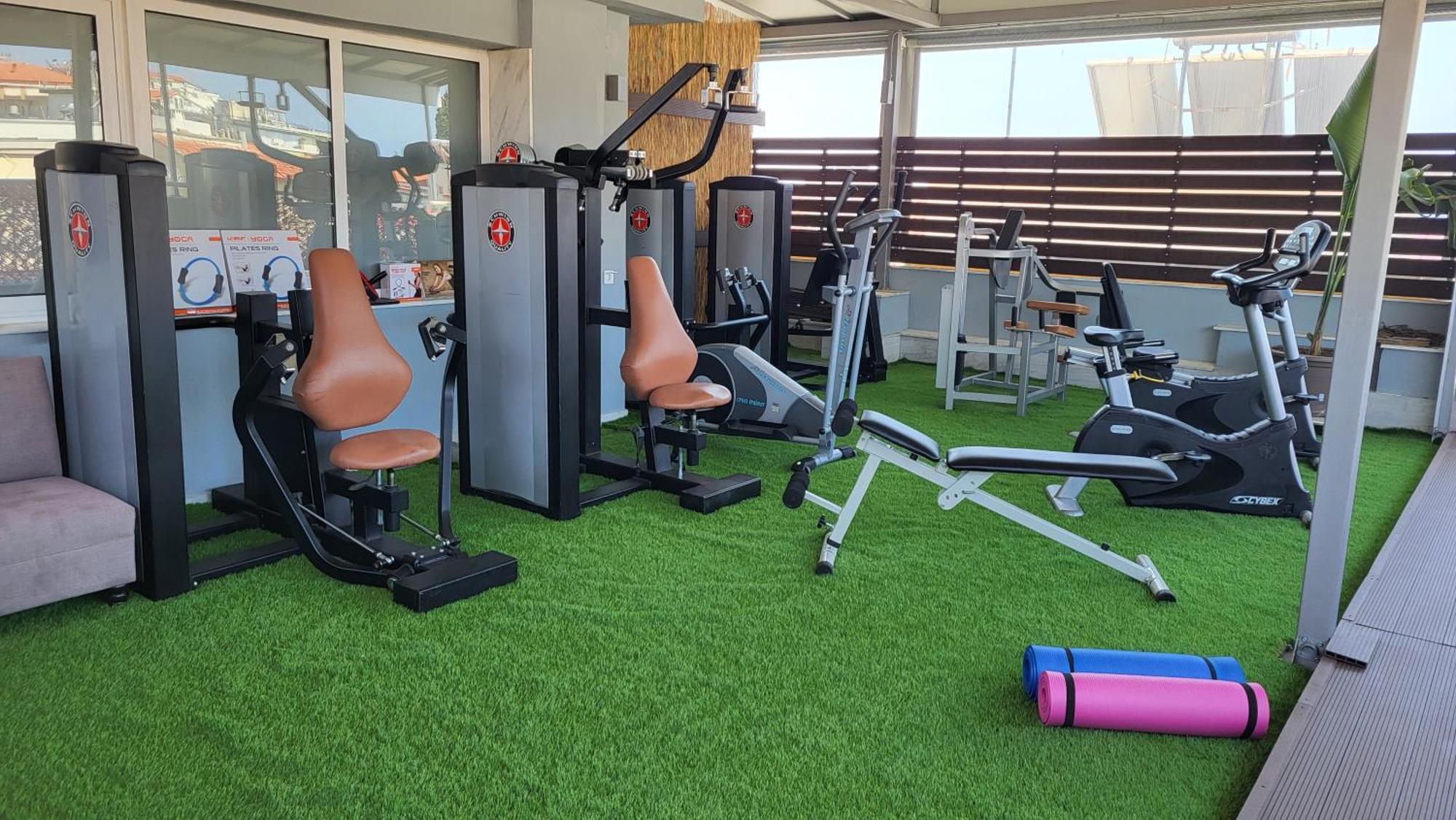 Hotel Mallas Nea Kallikrateia Dış mekan fotoğraf