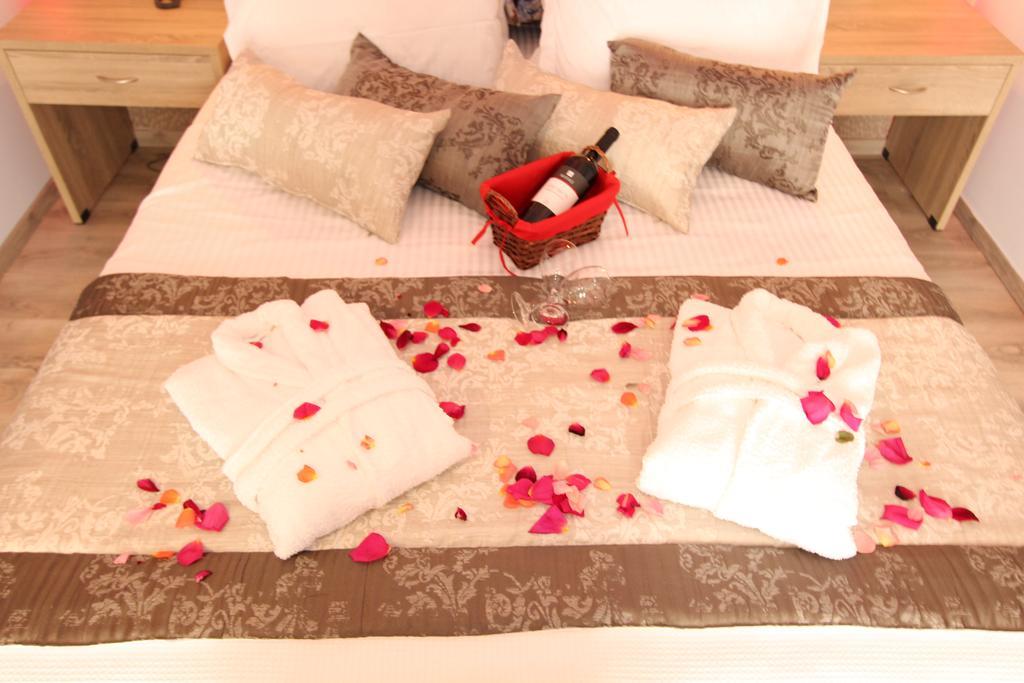 Hotel Mallas Nea Kallikrateia Dış mekan fotoğraf