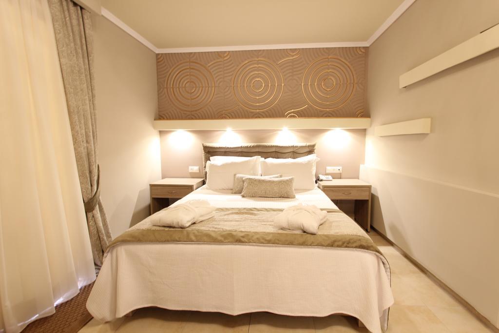 Hotel Mallas Nea Kallikrateia Dış mekan fotoğraf